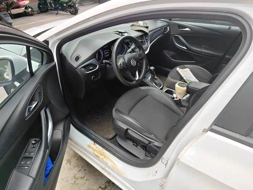 Buick Verano — миниатюра 14