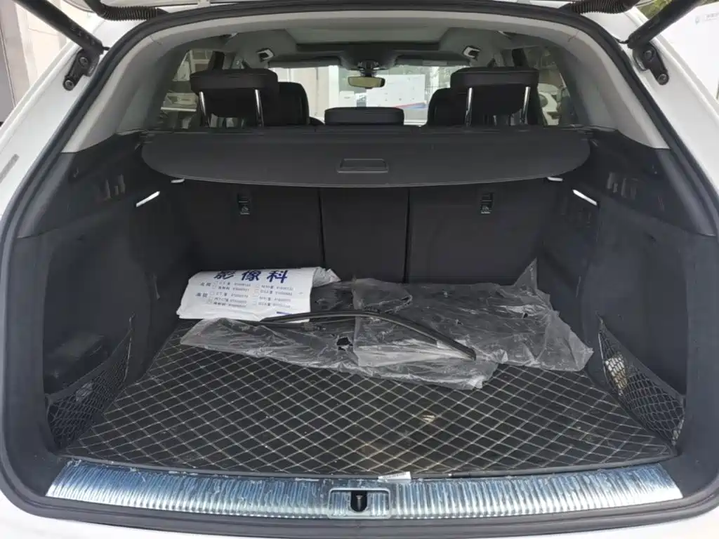Audi Q5L — миниатюра 19