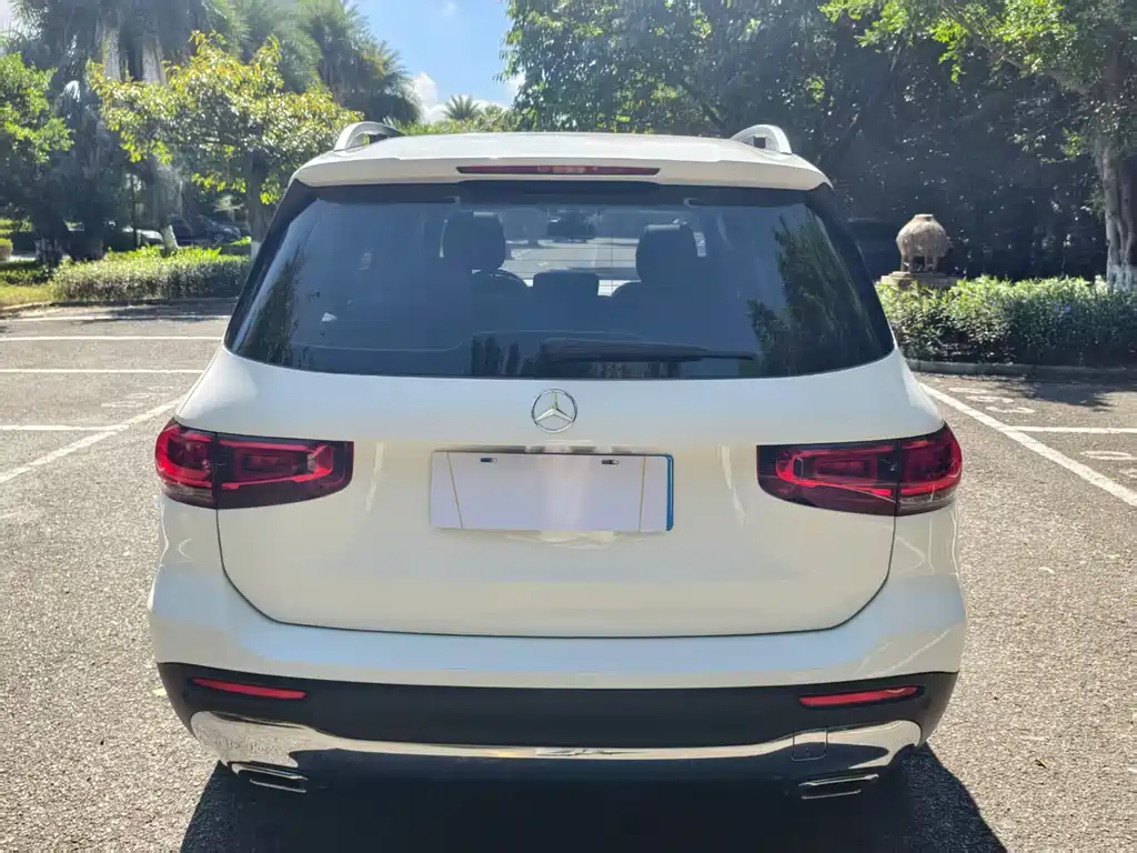 Mercedes-Benz GLB — миниатюра 7