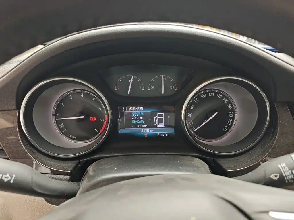 Buick Verano — миниатюра 12