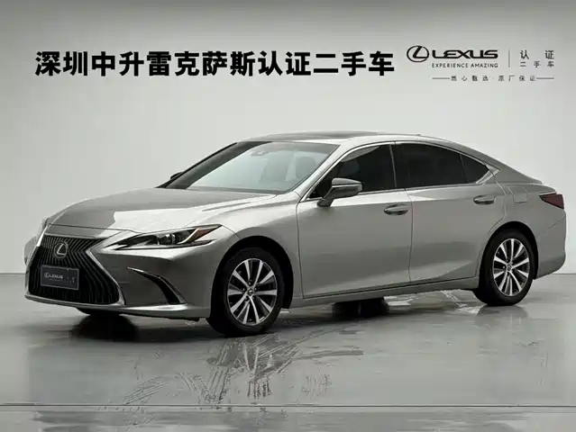 LEXUS  ES 2020