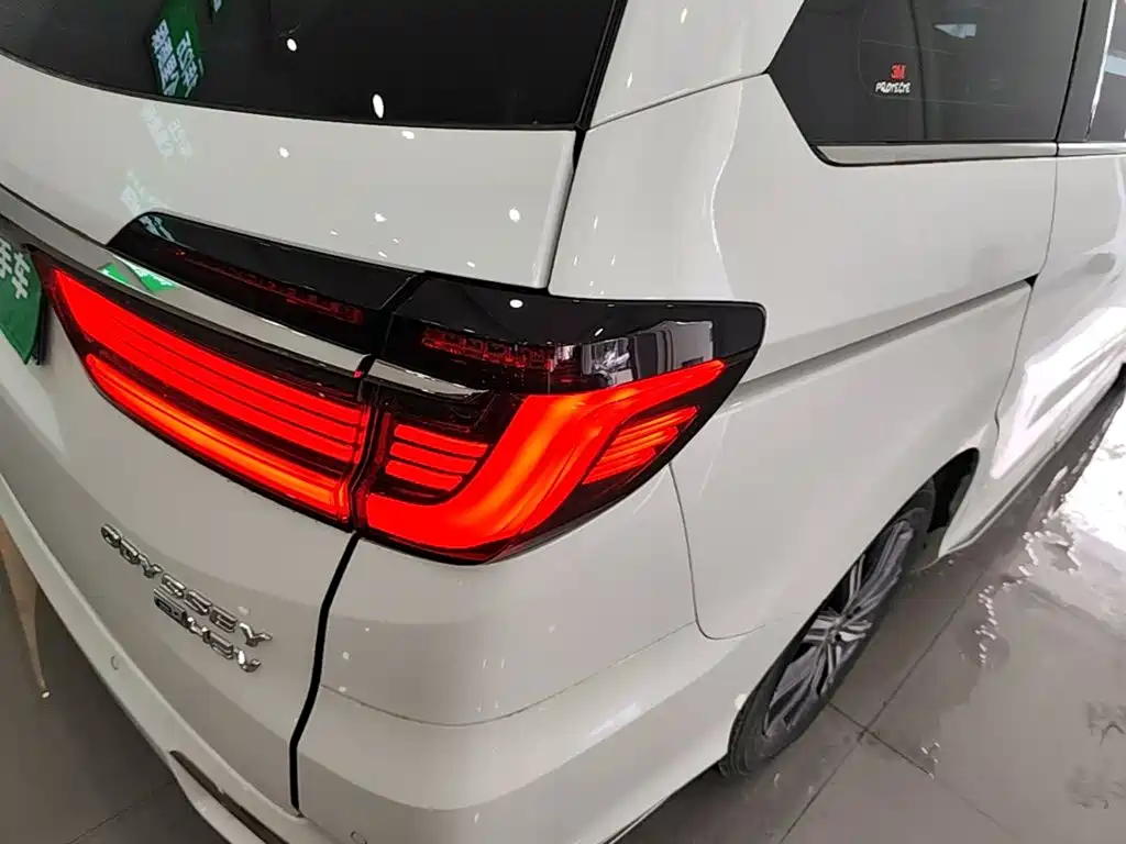 Honda Odyssey — миниатюра 8
