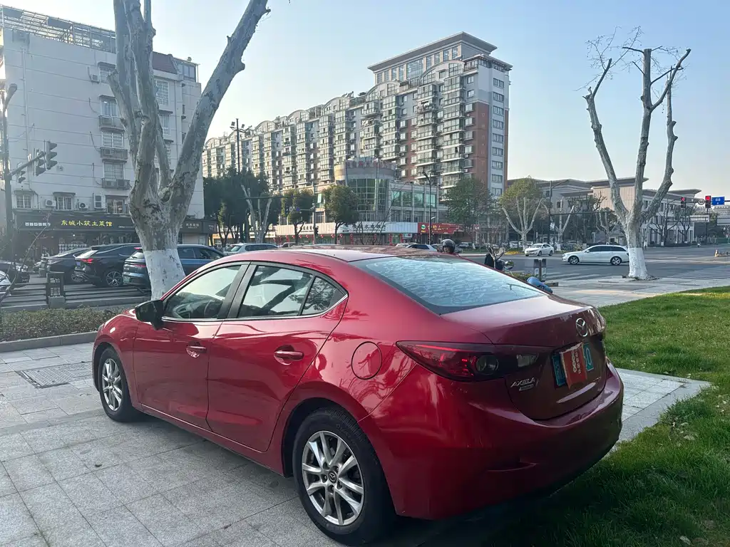 MAZDA 3 ANGKESAILA