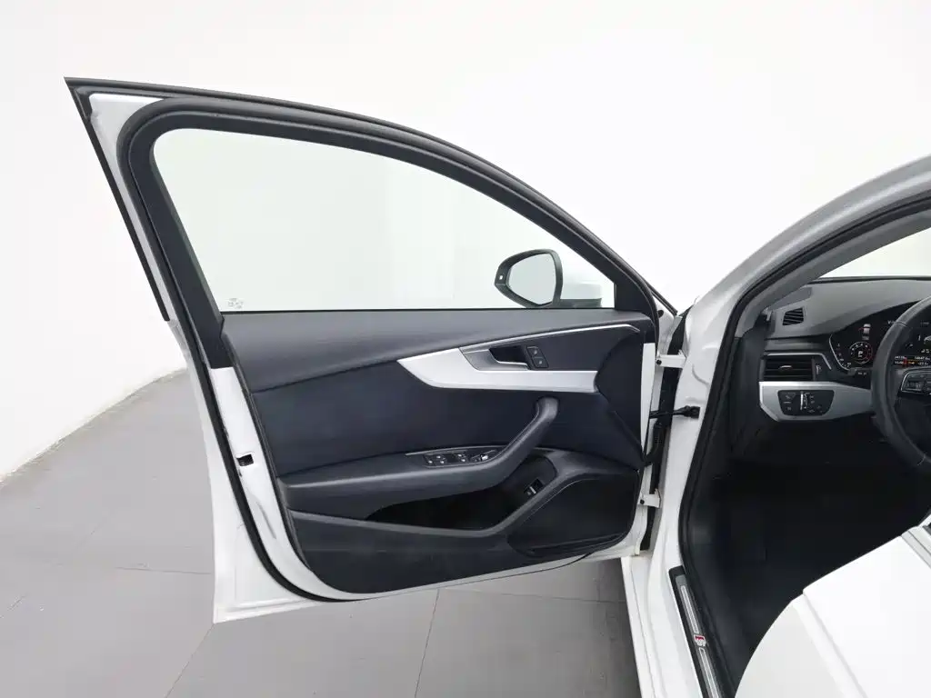 Audi A4L — миниатюра 8