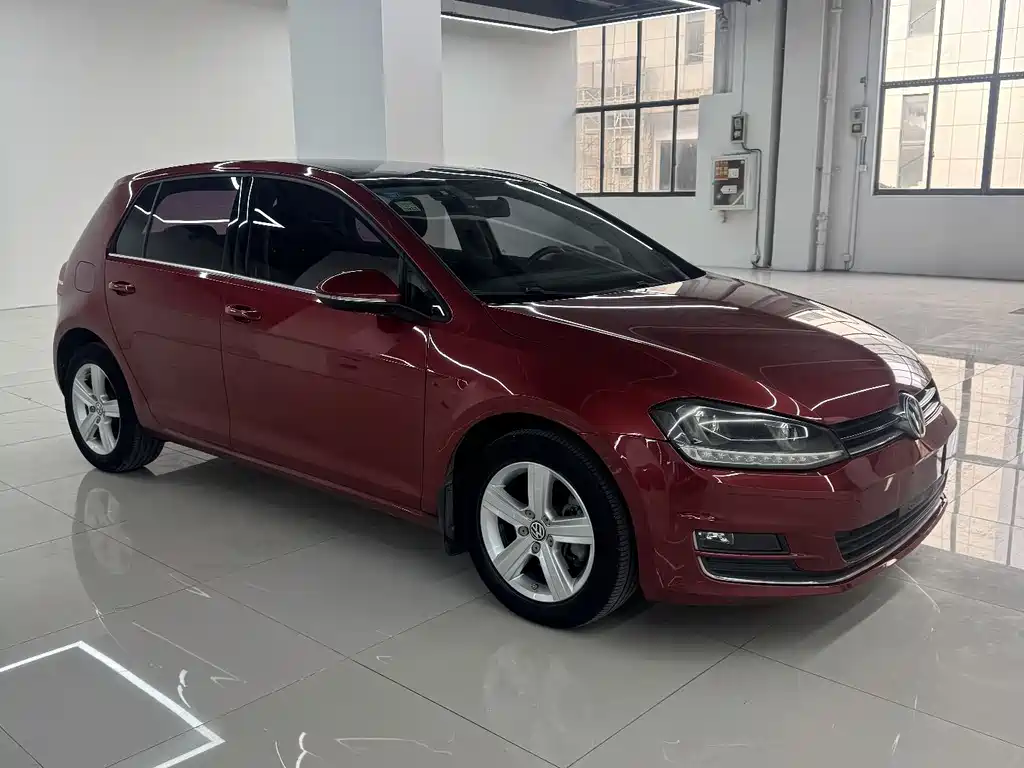 Volkswagen Golf 2015 1.6L AT Comfort