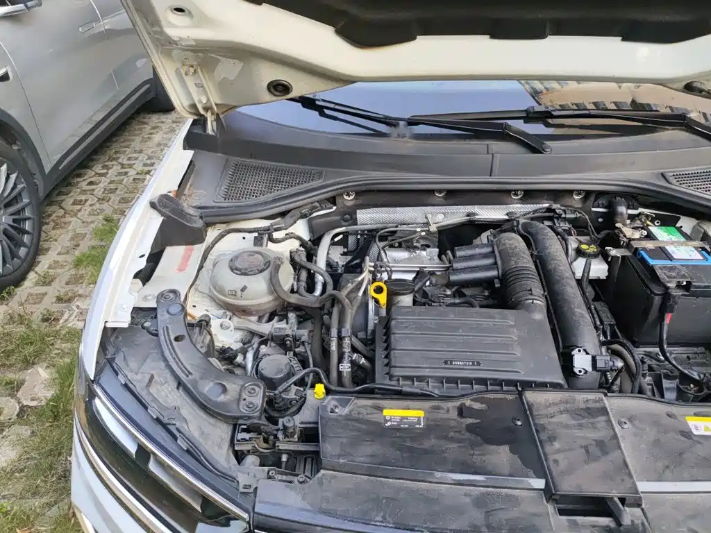Volkswagen T-Roc — миниатюра 23