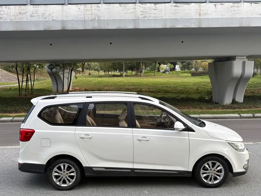 Baojun 730 — миниатюра 8