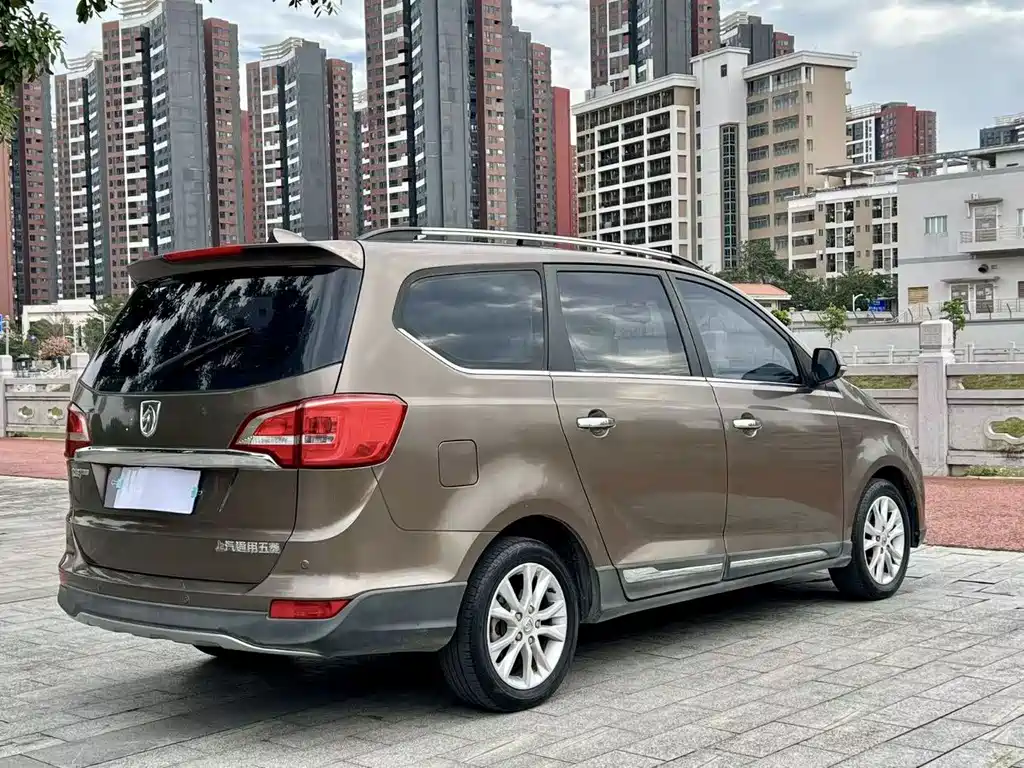 BAOJUN 730