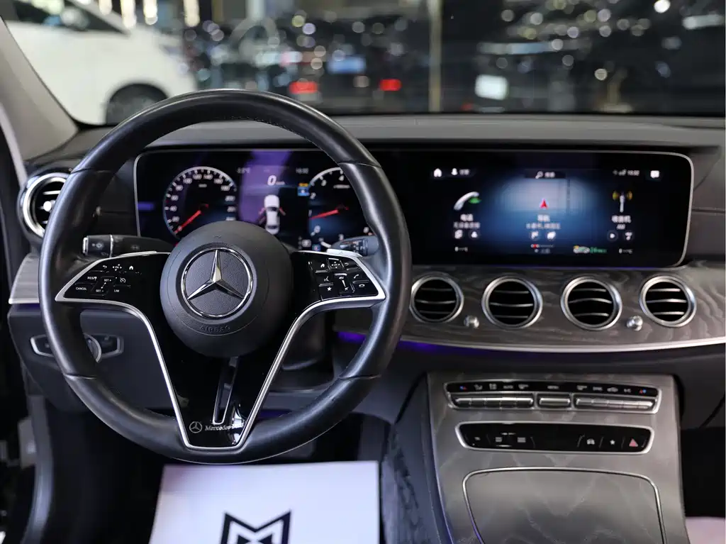 Mercedes-Benz E-Class E 2023 E 260 L 4MATIC