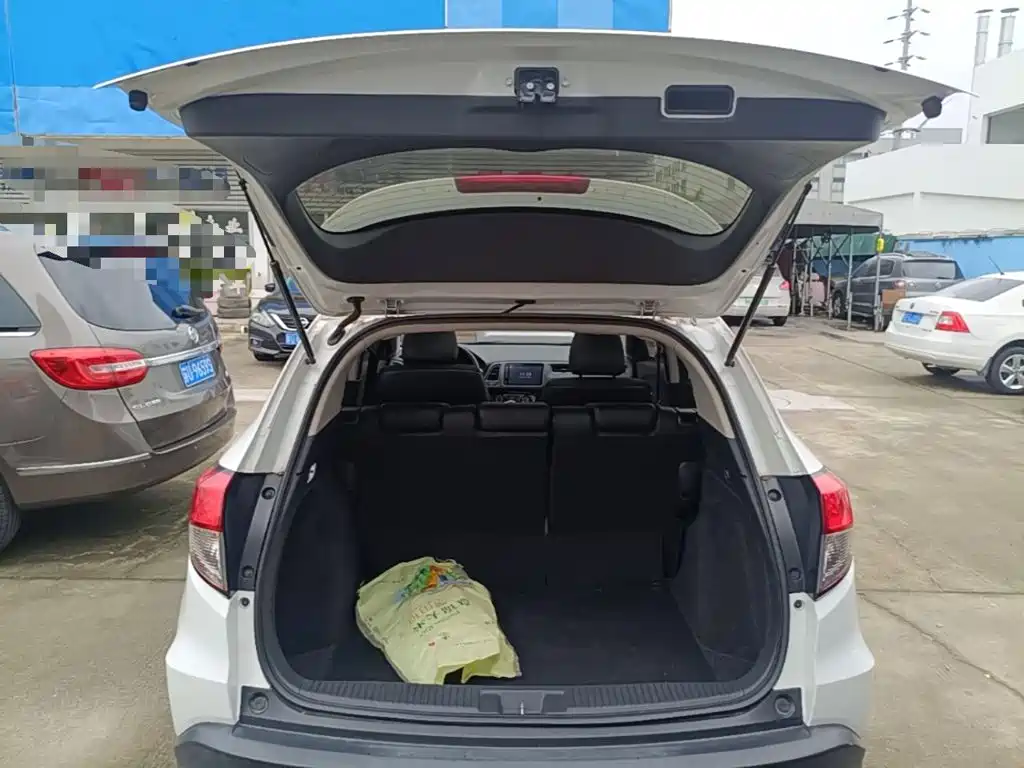 Honda Vezel — миниатюра 19