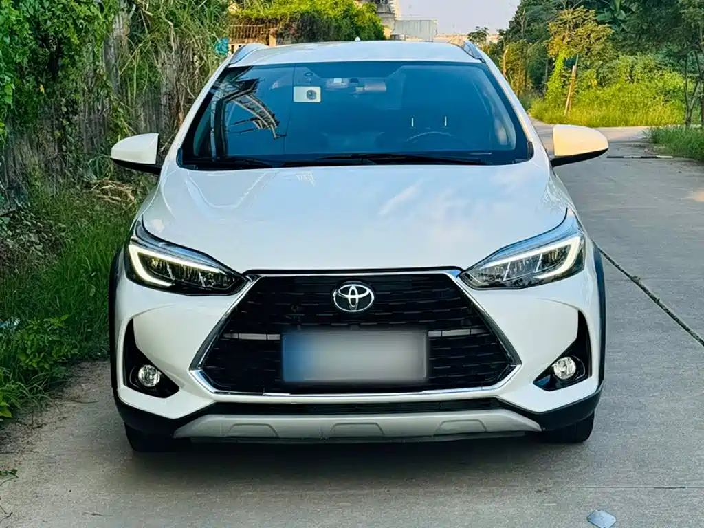 Toyota Yaris L — миниатюра 5