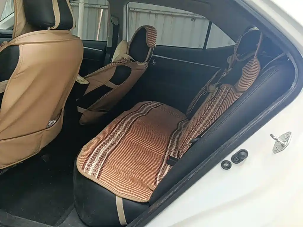 Toyota Corolla — миниатюра 17