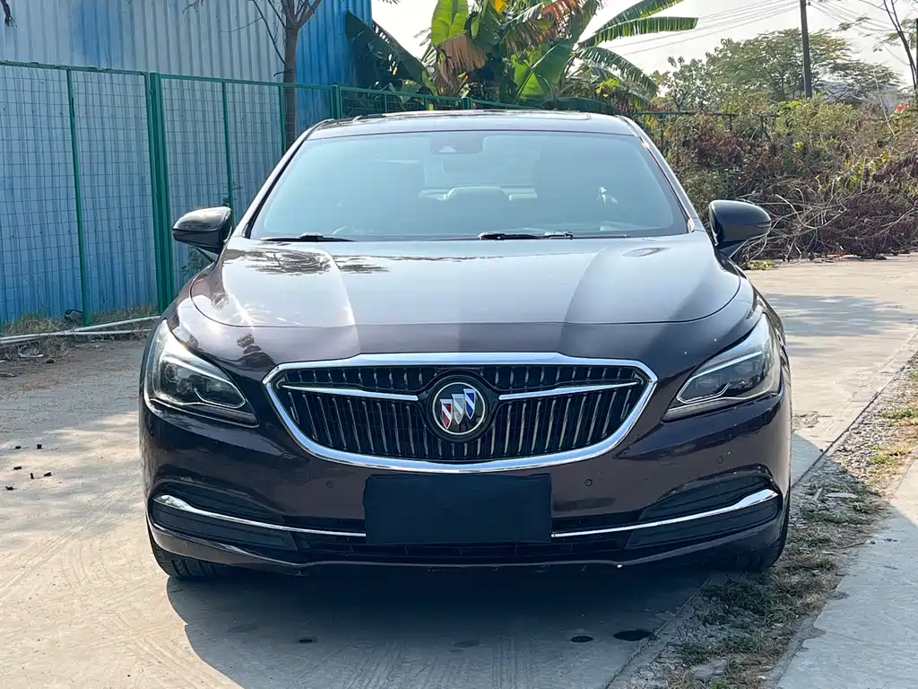 BUICK LACROSSE