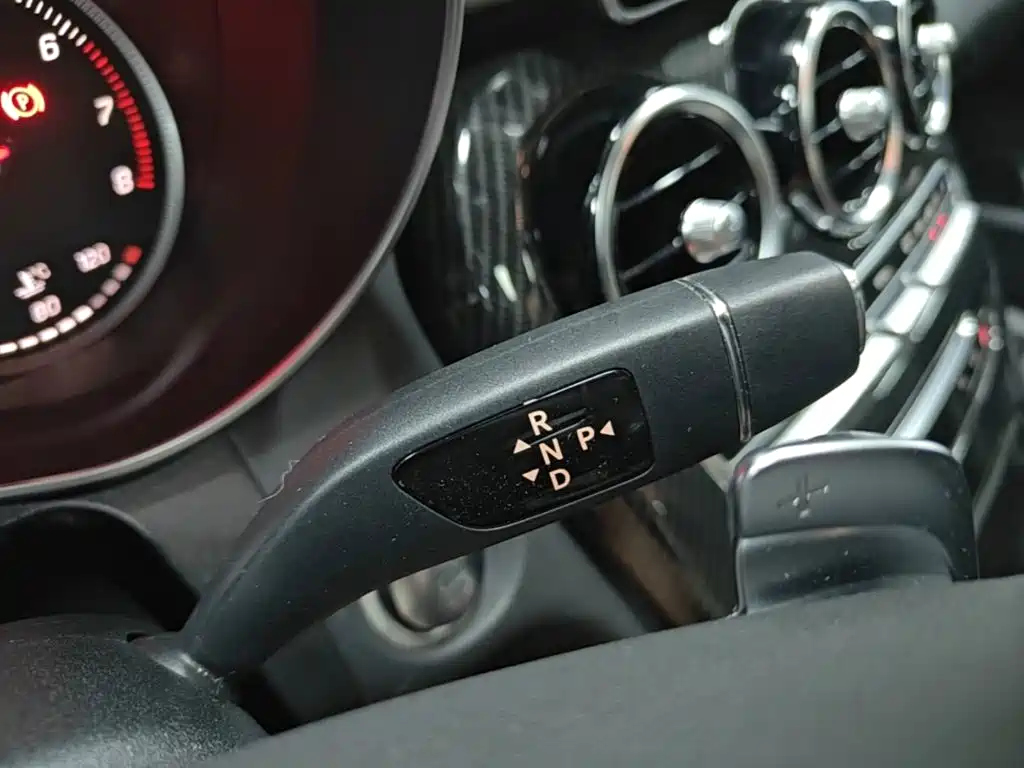 Mercedes-Benz C-Class — миниатюра 14