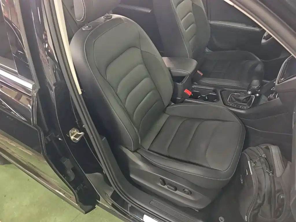 Volkswagen Tiguan L — миниатюра 25