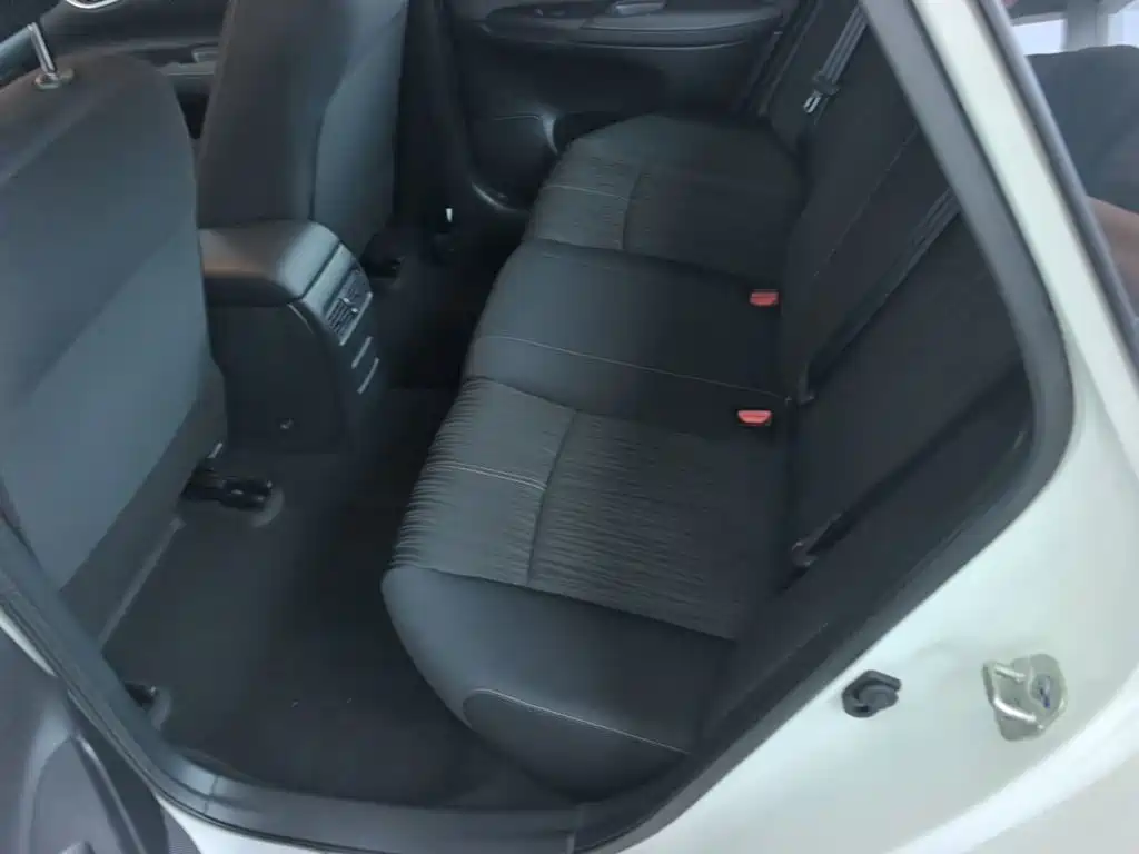 Nissan Sylphy — миниатюра 17