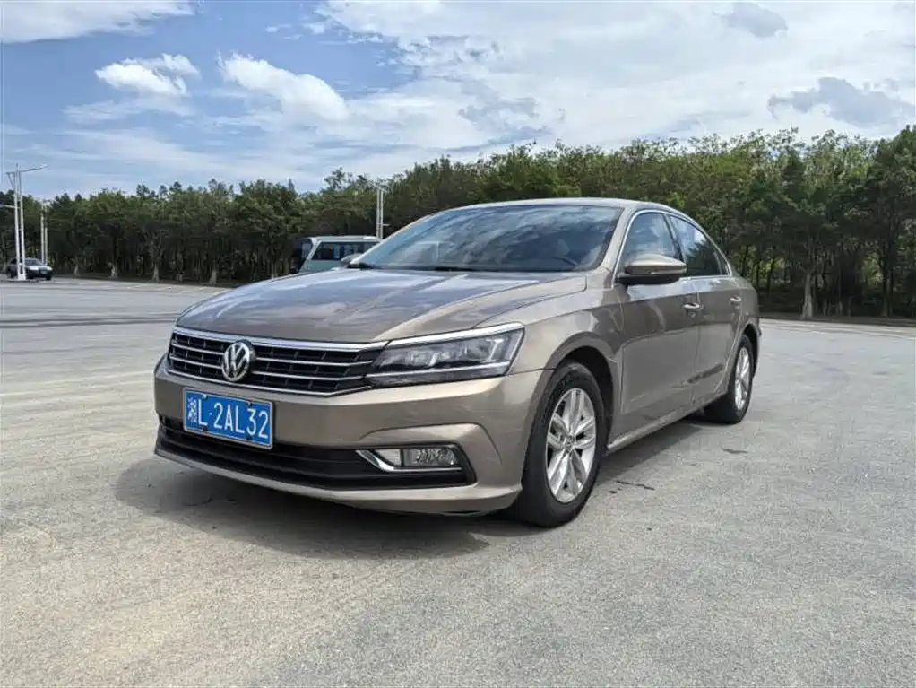 Volkswagen Passat 2016 280TSI DSG Honorable Edition