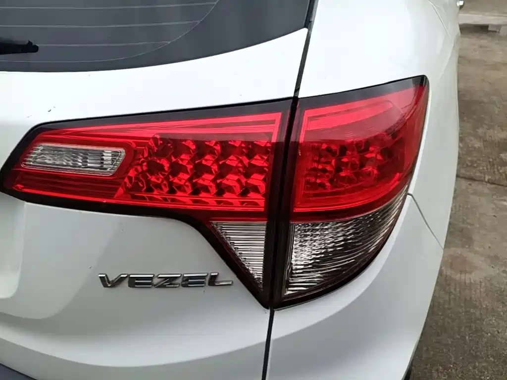 Honda Vezel — миниатюра 8