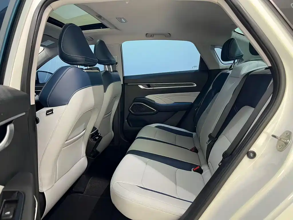 Geely Emgrand — миниатюра 5