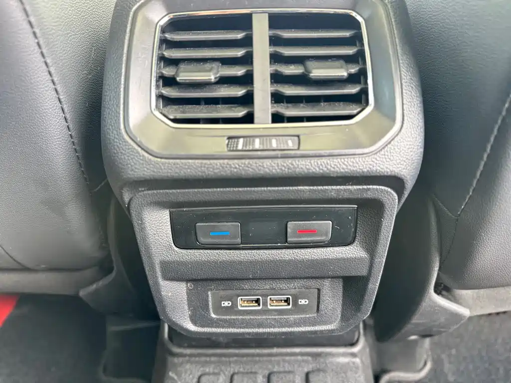 VOLKSWAGEN TIGUAN L NEW ENERGY