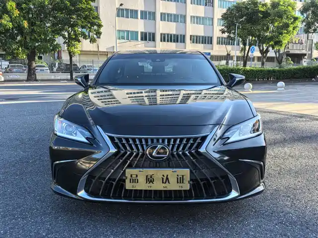 LEXUS  ES 2022