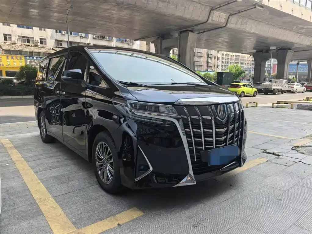 Toyota Alphard 2021