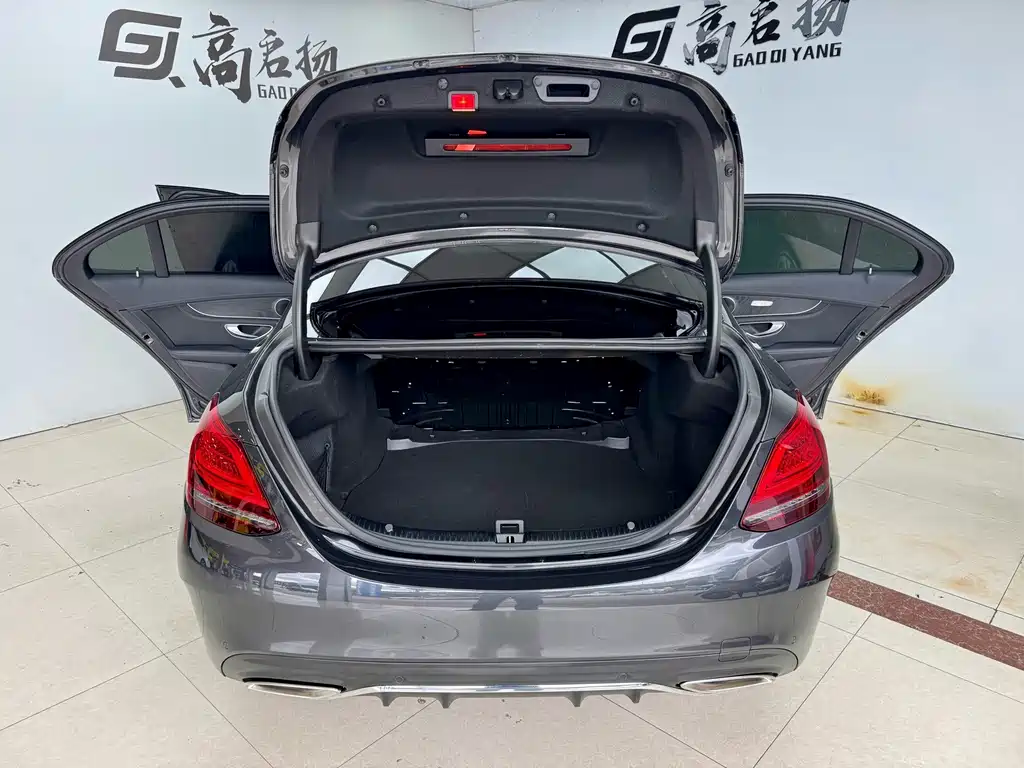 Mercedes-Benz C-Class — миниатюра 21