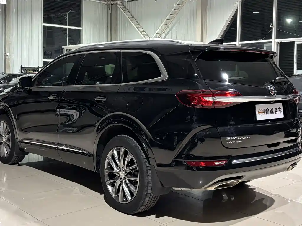 Buick Enclave — миниатюра 6