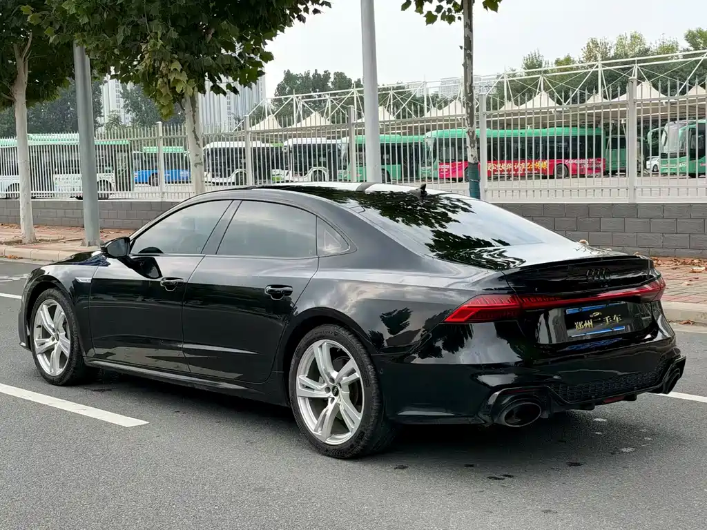 Audi A7L — миниатюра 9