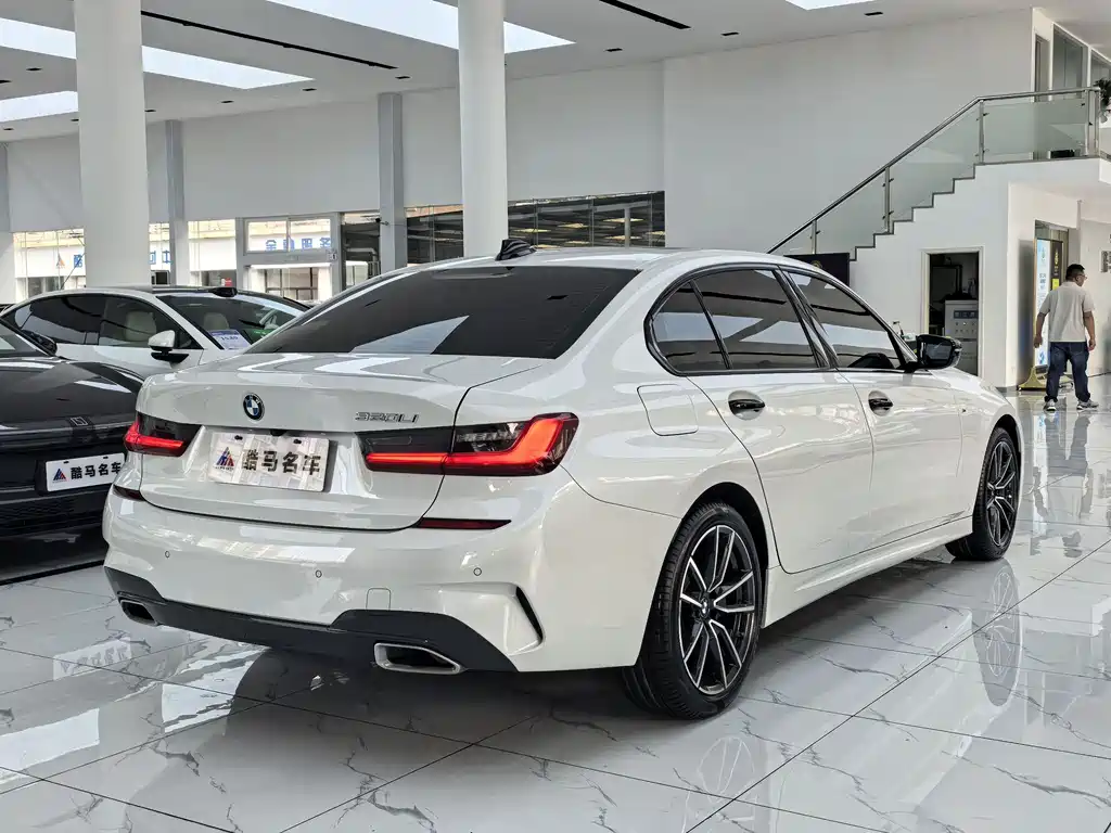BMW 3 Series — миниатюра 15