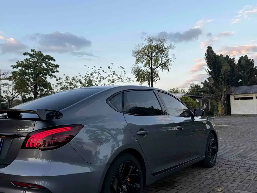 MG MG6 — миниатюра 18