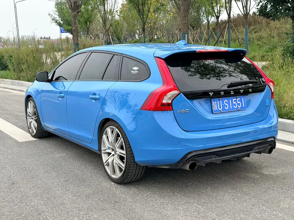 Volvo V60 — миниатюра 5