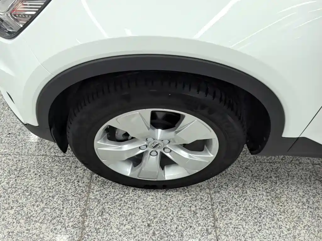 Volvo XC40 — миниатюра 23
