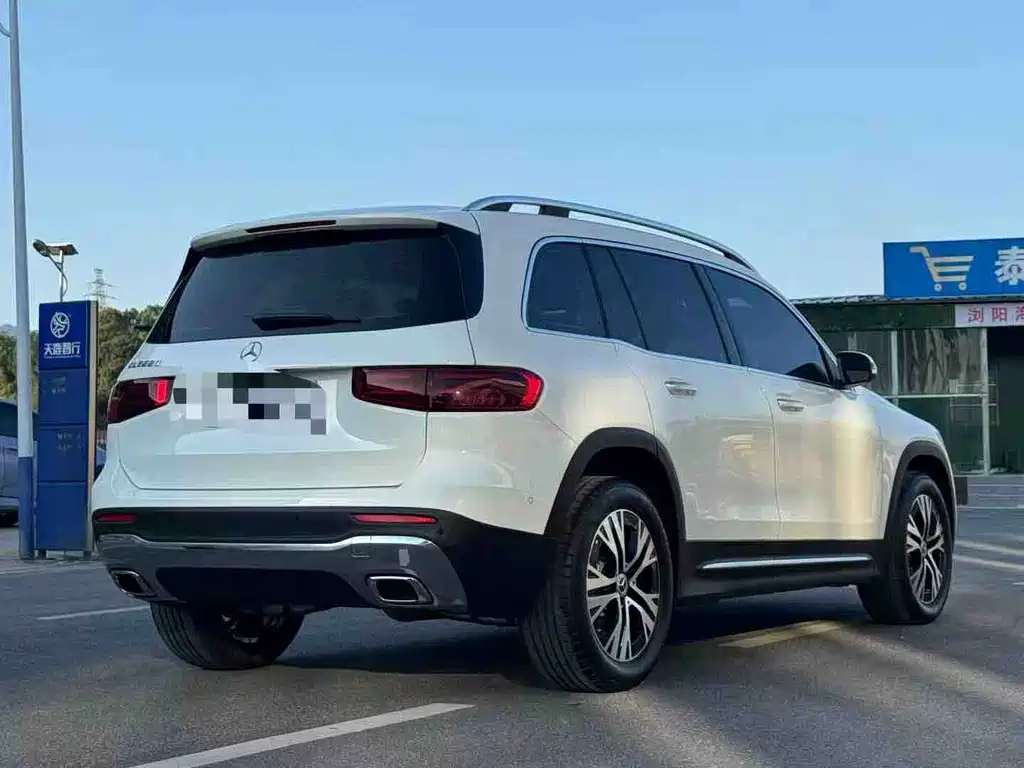 Mercedes-Benz GLB — миниатюра 4