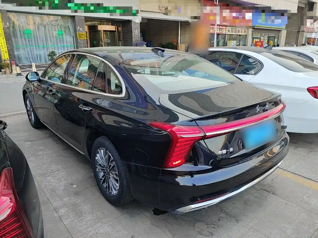 Hongqi H5 2025 1.5T DCT