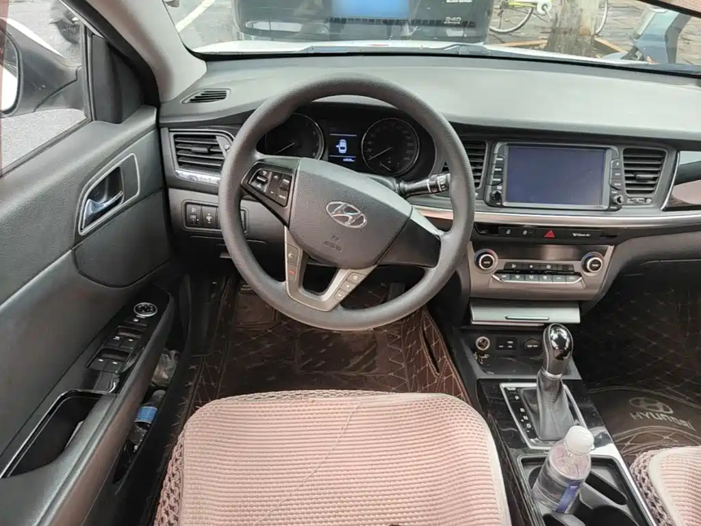 Hyundai Mistra — миниатюра 15
