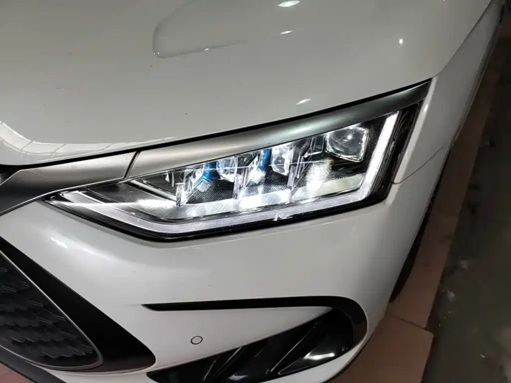 BYD Han — миниатюра 24