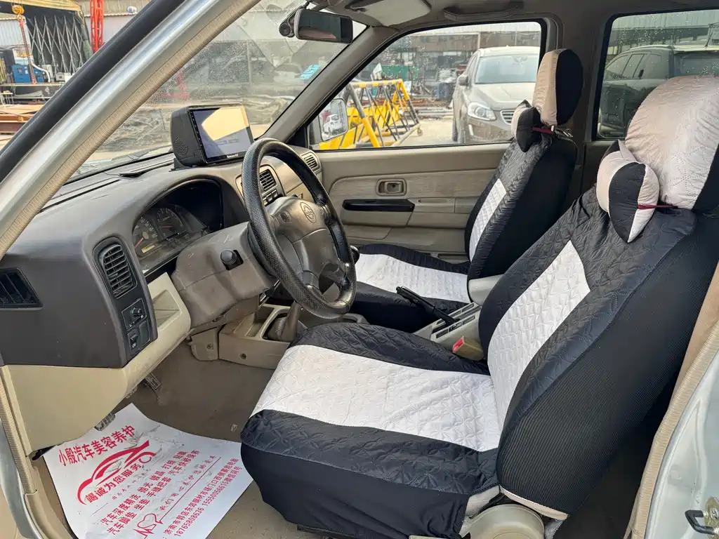 DONGFENG RUIQI MULTI FUNCTION VEHICLE