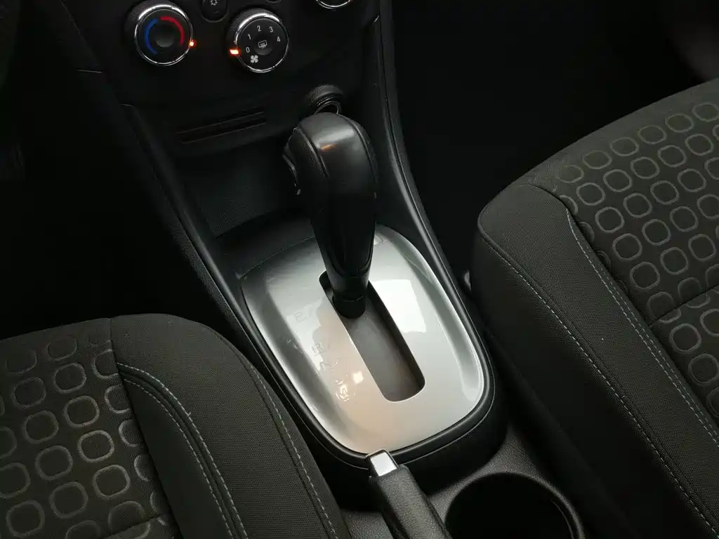 Chevrolet Trax — миниатюра 13