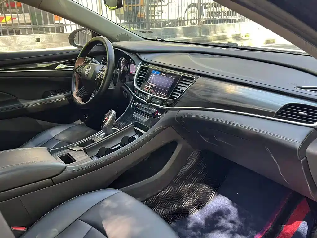 Buick LaCrosse — миниатюра 9