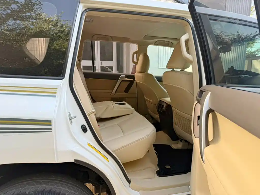 Toyota Prado — миниатюра 17