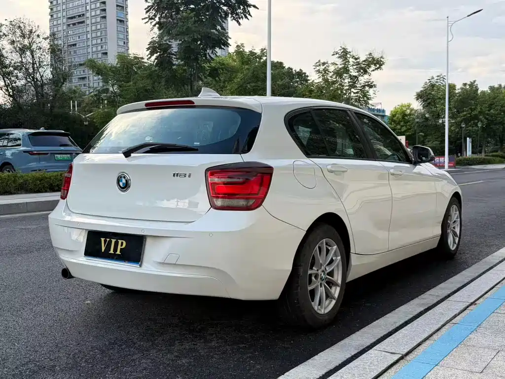 BMW 1 Series (Import) 118i Leading Type, фото 5
