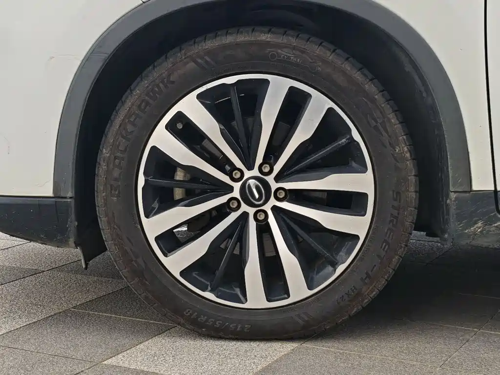 GAC Motor GS4 Hybrid — миниатюра 8