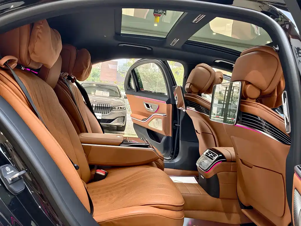 Mercedes-Benz S-Class — миниатюра 10