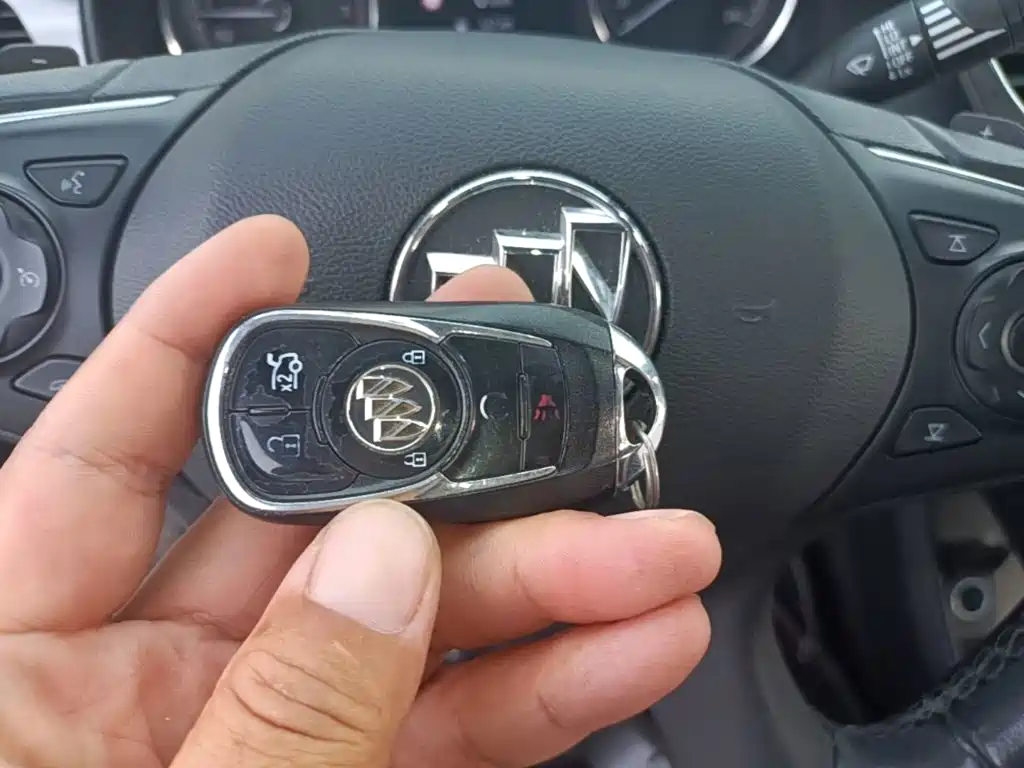 Buick LaCrosse — миниатюра 9