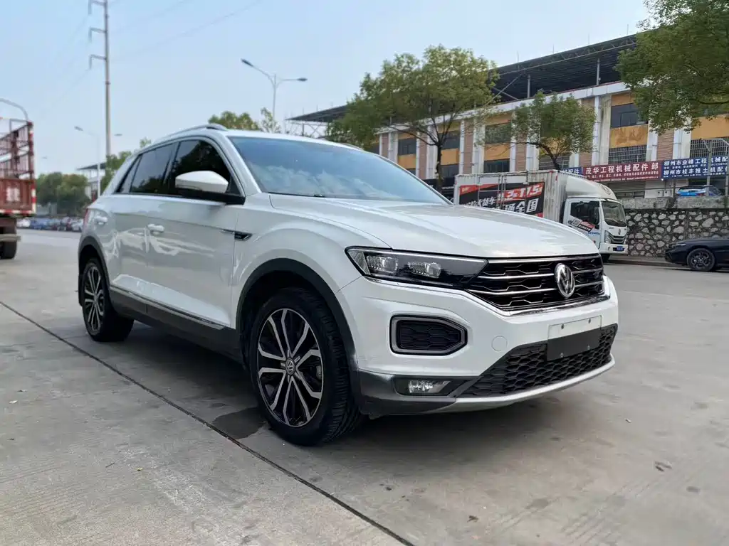 VOLKSWAGEN T ROC EXPLORING SONGS