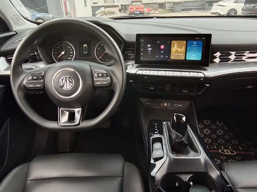 MG 5 2022 180DVVT CVT Luxury
