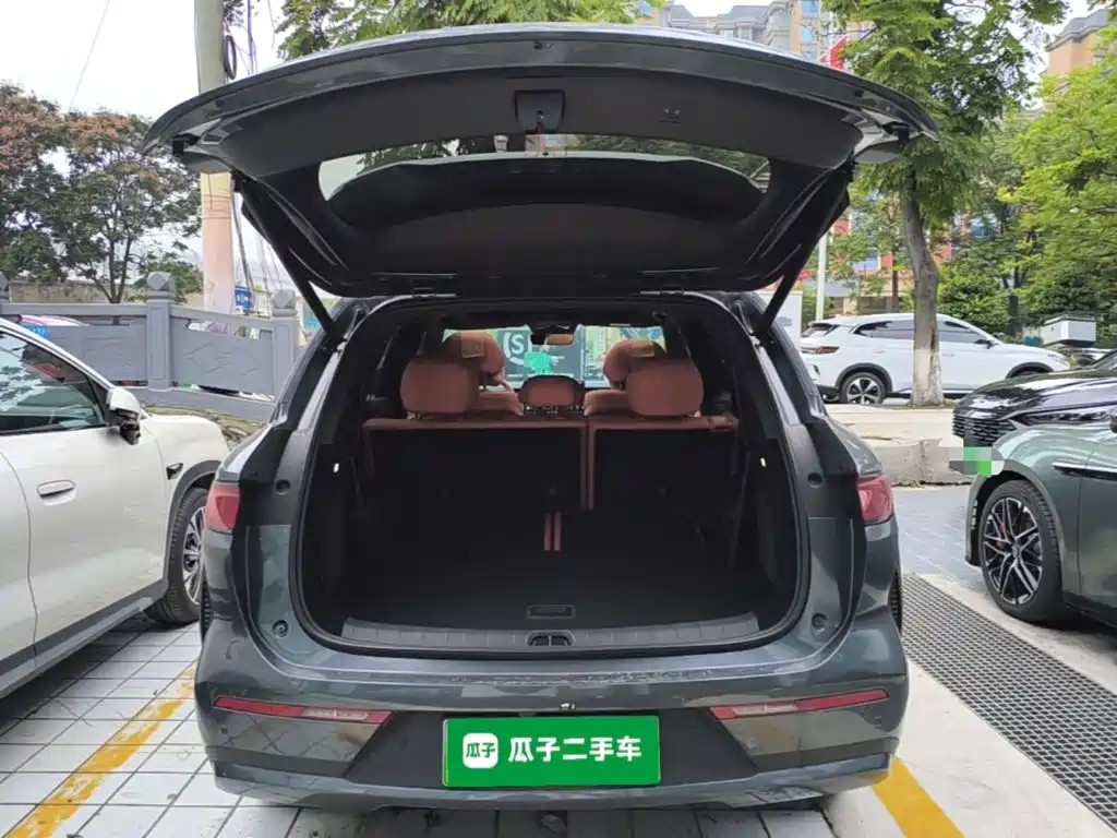 BYD Tang L — миниатюра 19