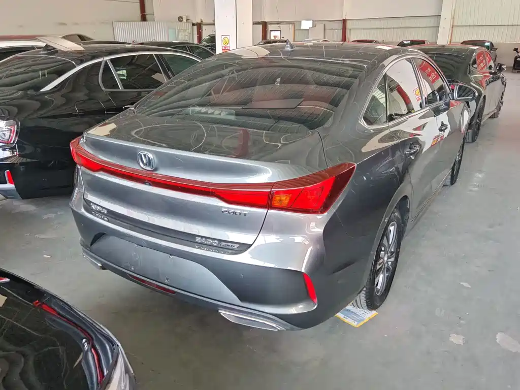 Changan Eado — миниатюра 6