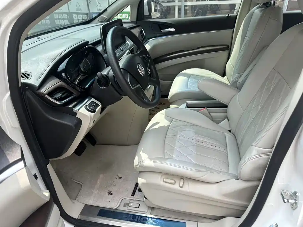Buick GL8 — миниатюра 4
